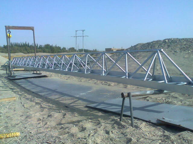 咸安专业承揽大中小型喷涂翻新施工业务！